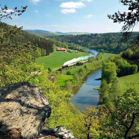 Ok Ferien - Altes Bahnhaus Apartment Muldenhammer ภายนอก รูปภาพ